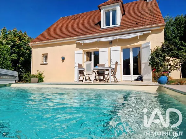 Vends maison - 120 m² - 4 pièces, 2 chambres - Coupvray 77700