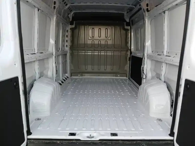 Peugeot Boxer fgn tole 3.3 t l2h2 120 s&amp;s bvm6 — photo 52