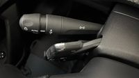 Peugeot 2008 1.2 PureTech 130ch S&S Allure EAT8 — photo 24