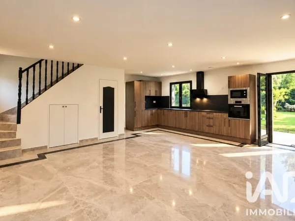 Maison 6 pièces 110 m²