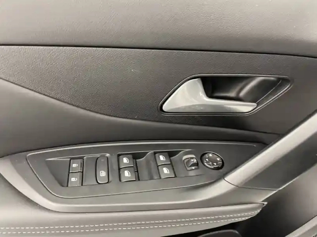 Peugeot 308 puretech 130ch s&amp;s bvm6 — photo 32