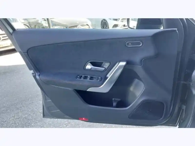 Mercedes Classe A 180 — photo 18