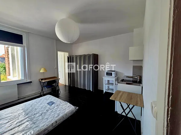 Studio 1 pièce 25 m²
