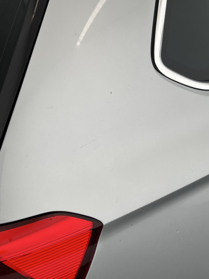 Volkswagen Passat SW — photo 34