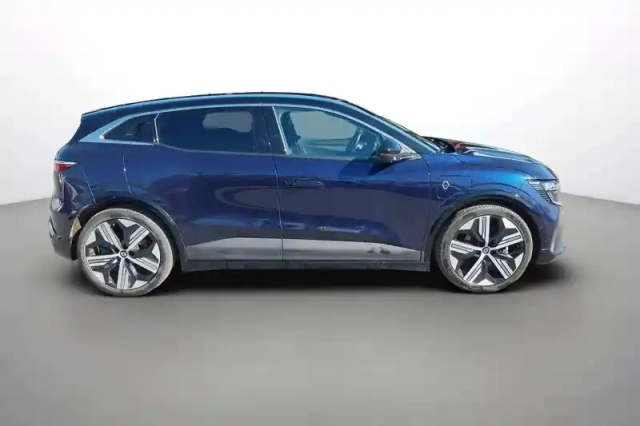 Renault Megane e-tech ev60 220 ch optimum charge — photo 27