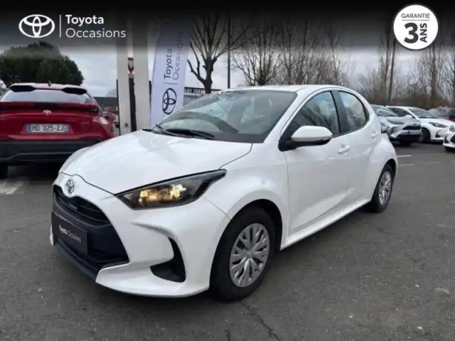 Toyota Yaris 120 vvt-i dynamic 5p my22