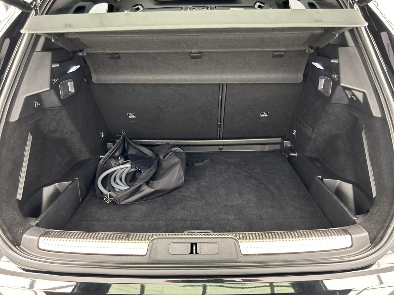 Ds Ds 7 crossback hybride rechargeable e-tense 300 eat8 4x4 opera — photo 14