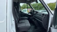 Renault Master F3500 L3H3 2.3 Blue dCi 135ch Confort Euro6E — photo 10
