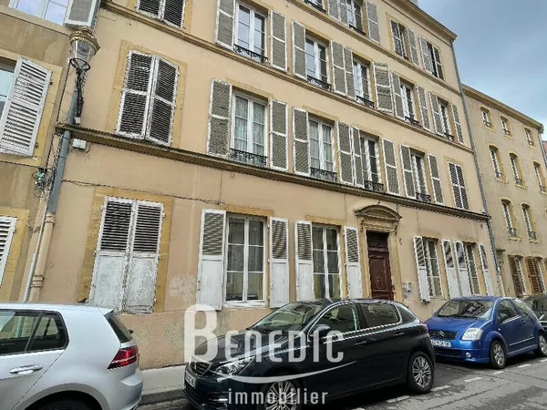 *Location appartement F2 Metz centre