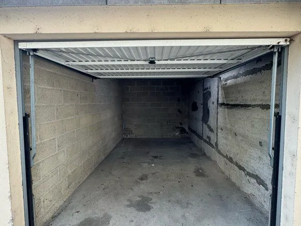 Garage sécurisé 13 m2 - Secteur Clemenceau Boussinesq - Reims