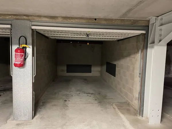 Parking 13 m²
