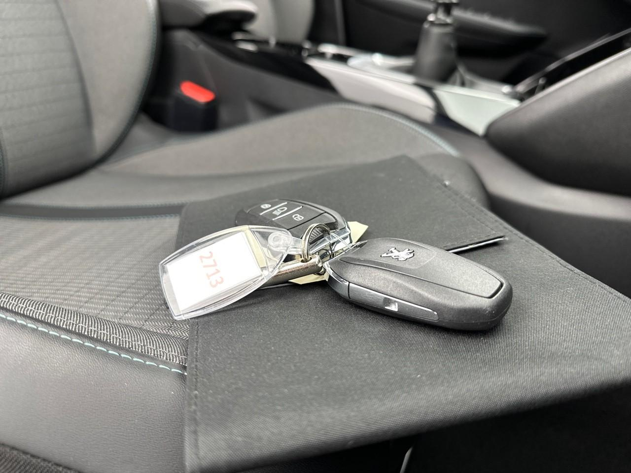 Peugeot 208 puretech 100 s&s bvm6 allure — photo 35