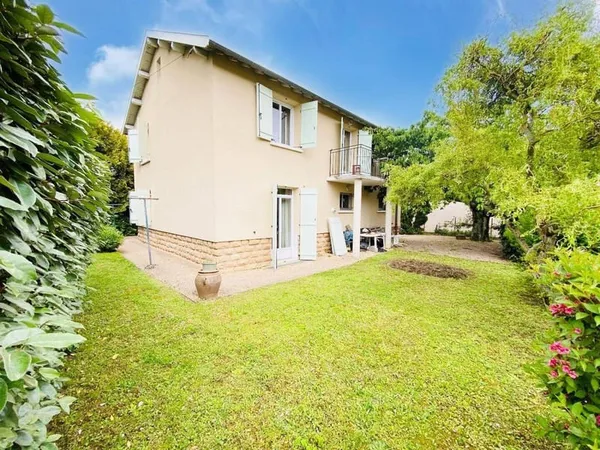 Maison 5 pièces 125 m²