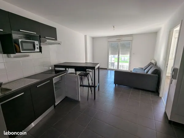 Appartement T2 meublé - Nantes Route de vannes à proximité de l'arret Longchamp