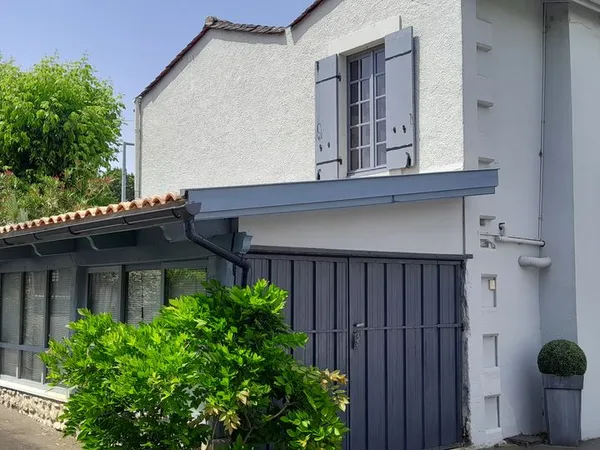 Local commercial avec logement