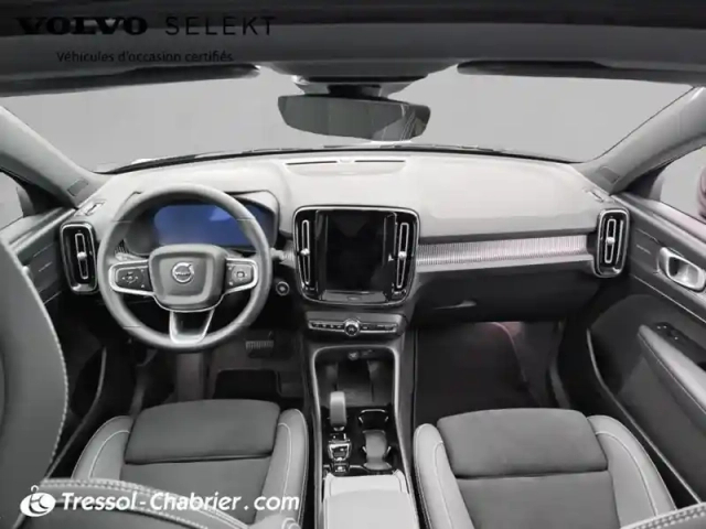 Volvo Xc40 b3 163 ch dct7 ultra — photo 10