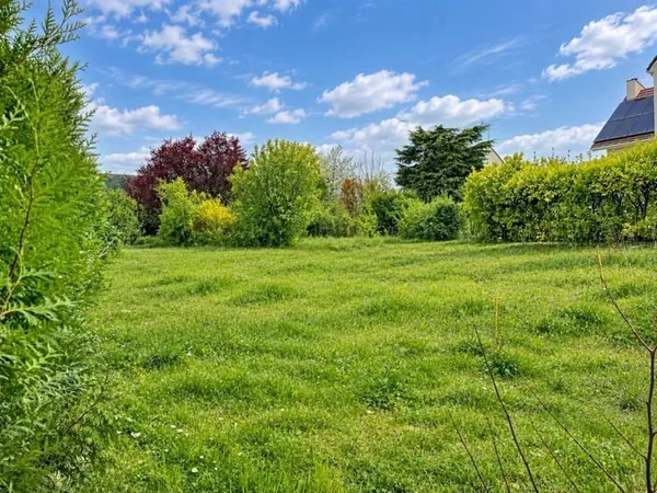 Terrain 920 m²