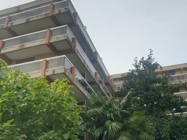 STUDIO LUMINEUX DE 34 m² - TALENCE