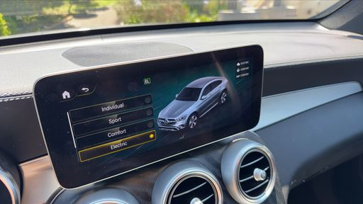 Mercedes Classe GLC 300e 320 EQ Power 4Matic 9G-DCT - Business Line – 2023 – 45498 km – Hybride rechargeable – Boîte Automatique — photo 9