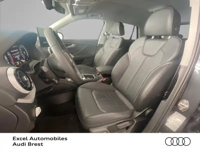 Audi Q2 35 tfsi 150ch design s tronic 7 — photo 7
