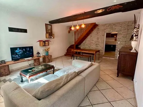 Maison de ville 4 pièces 85 m² + grenier - Proche bourg et bords du Loiret