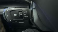 Peugeot 3008 HYBRID 225ch GT Pack e-EAT8 — photo 25