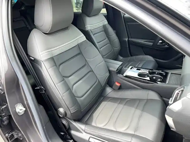 Citroën C5 x hybride rechargeable 225 s&amp;s e-eat8 — photo 93