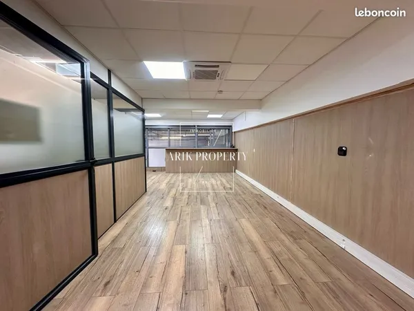 Bureaux 250 m² Pantin