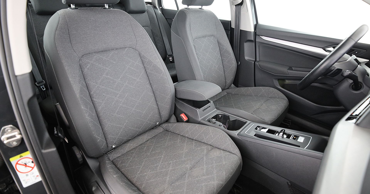 Volkswagen Golf — photo 19