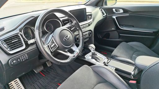 Kia ProCeed 1.4 T-GDi 140 DCT7 - GT Line Premium – 2019 – 112000 km – Essence – Boîte Automatique — photo 52