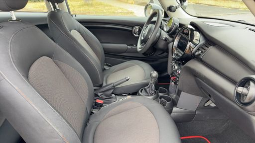 Mini Mini 1.5 One D 95 - Chili – 2019 – 110446 km – Diesel – Boîte Manuelle — photo 14