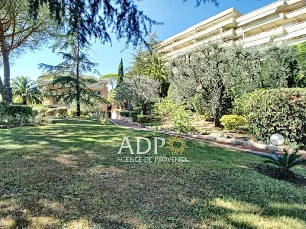 Appartement 4 pièces 94 m²