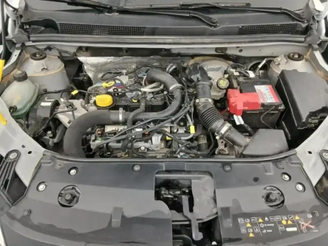 Dacia Sandero eco-g 100 essential — photo 12