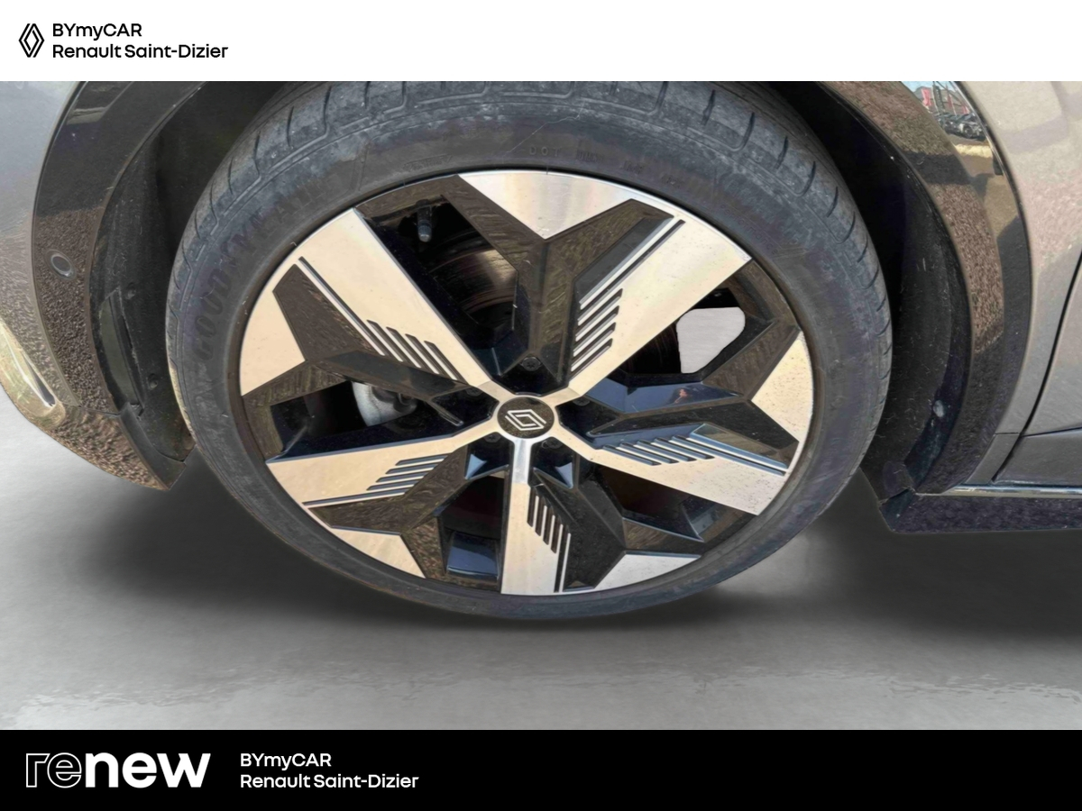 Renault Megane E-Tech EV60 220 ch optimum charge — photo 14