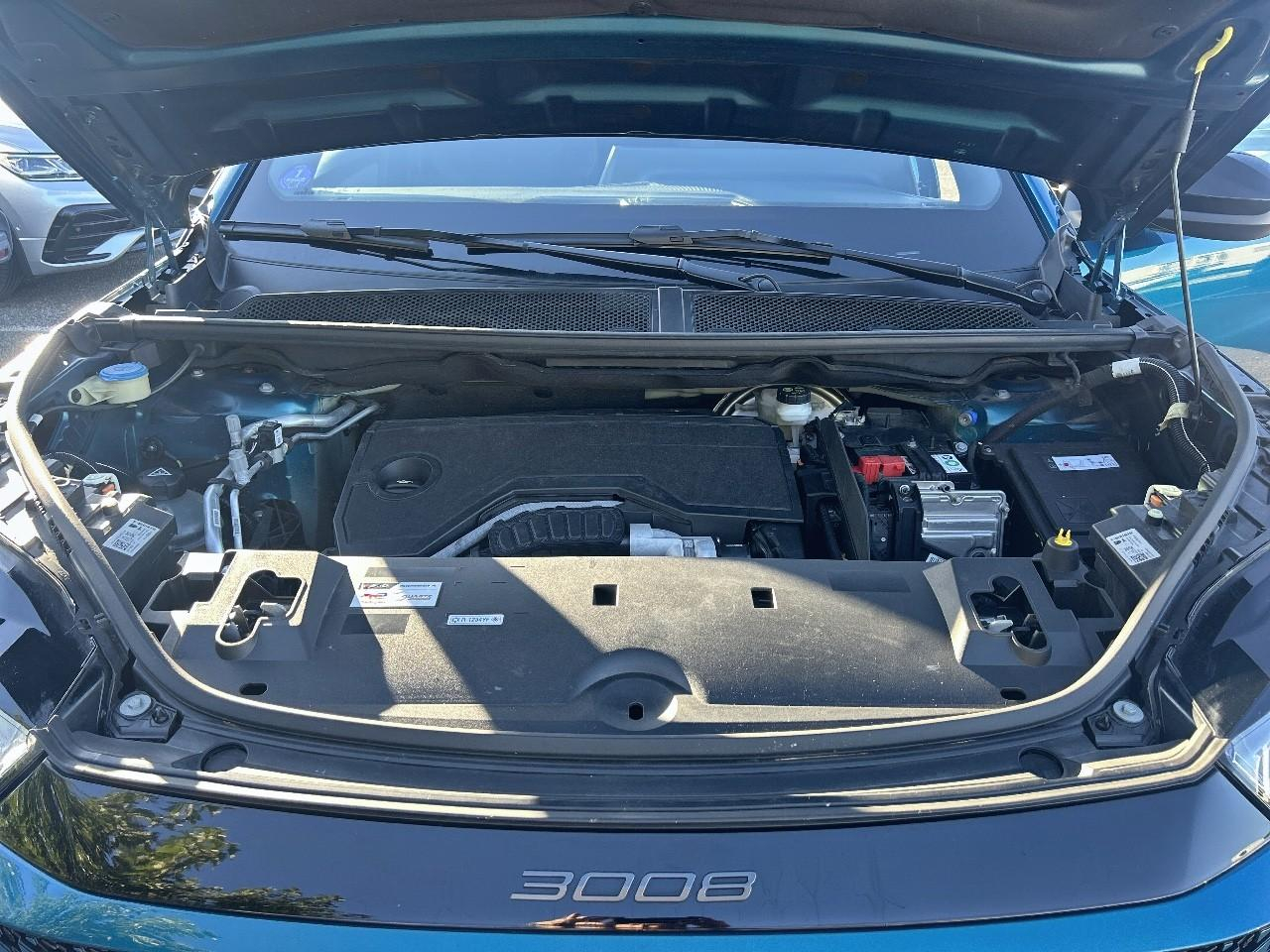 Peugeot 3008 1.2 hybrid 136ch allure e-dcs6 — photo 20