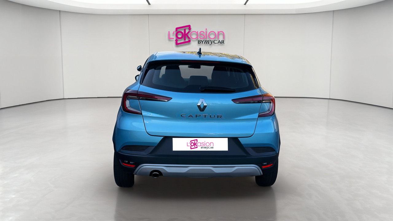 Renault Captur TCe 140 EDC — photo 4