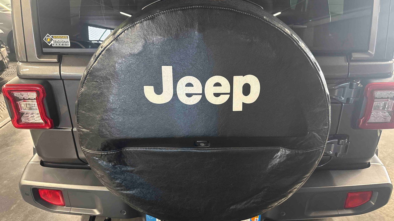 Jeep Wrangler Unlimited 2.2 l MultiJet AdBlue 200 ch 4x4 BVA8 — photo 14