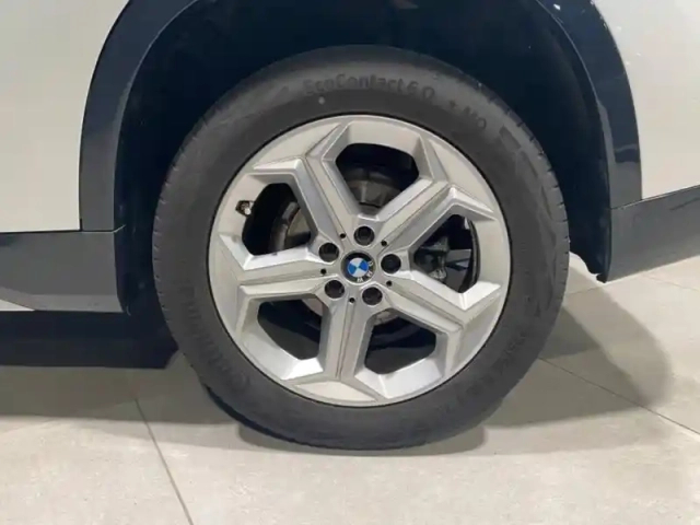 Bmw X1 sdrive18i 136ch xline — photo 9