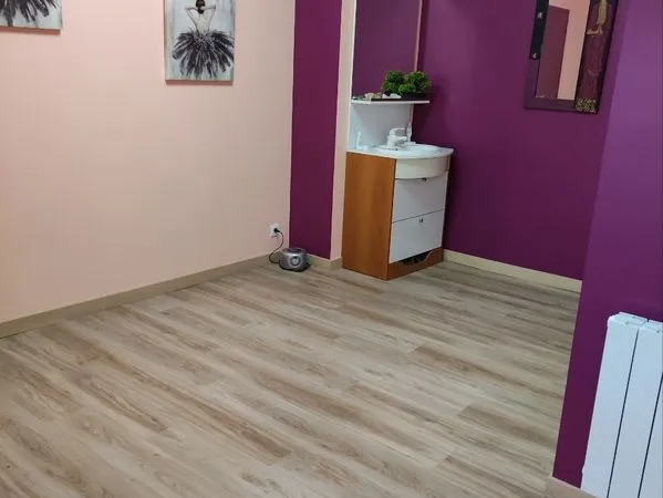 Bureau et espace de travail Location Ploumagoar 1p 13m² 450€