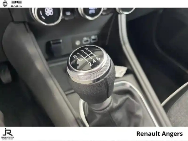 Renault Captur 1.0 tce 90ch techno — photo 6