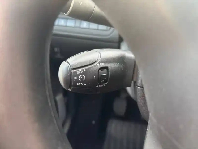 Peugeot 208 puretech 68ch bvm5 — photo 18