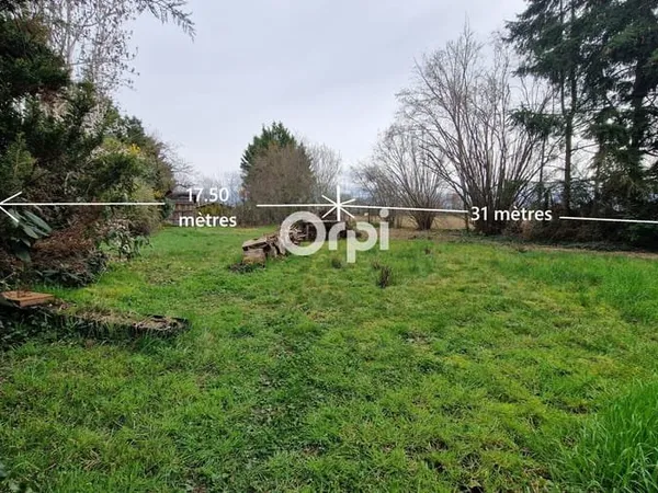 Terrain 559 m²