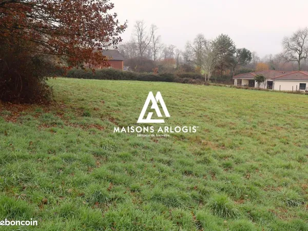 Terrain 2 391 m² Condat Sur Vienne