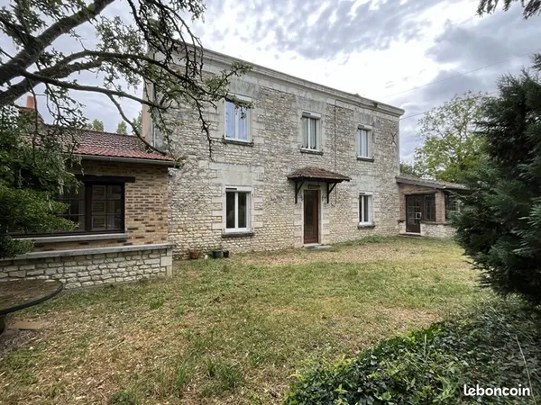 Maison 6 pièces 140 m²
