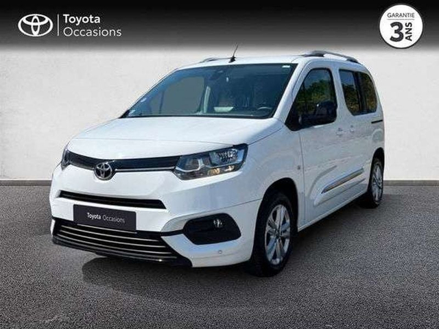 Toyota PROACE CITY Toyota Proace City EV Medium 1.2 110 VVT-i Executive RC22