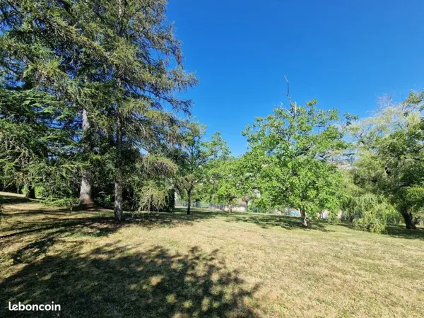 Terrain 1346 m² Belley