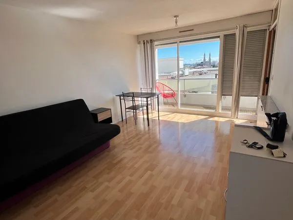 Location studio meublé étudiant