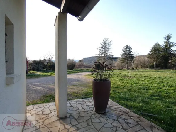 Maison de plain-pied 6 pièces 126 m²