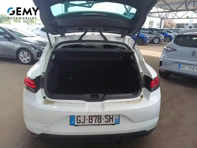 Renault Megane mégane iv berline e-tech plug-in hybride 160 - 21n — photo 6
