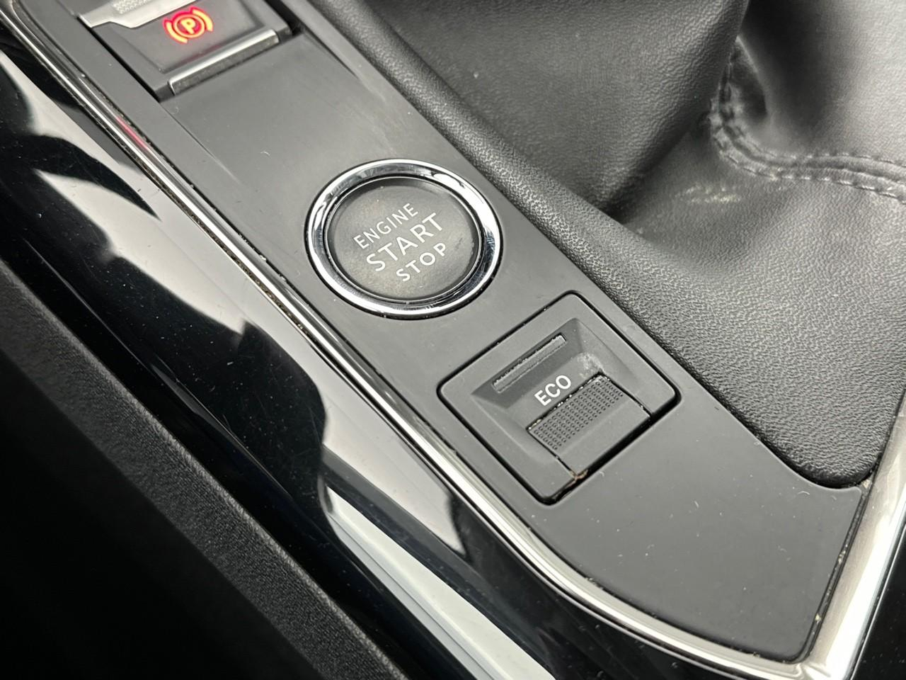 Peugeot 3008 puretech 130ch s&s bvm6 style — photo 30